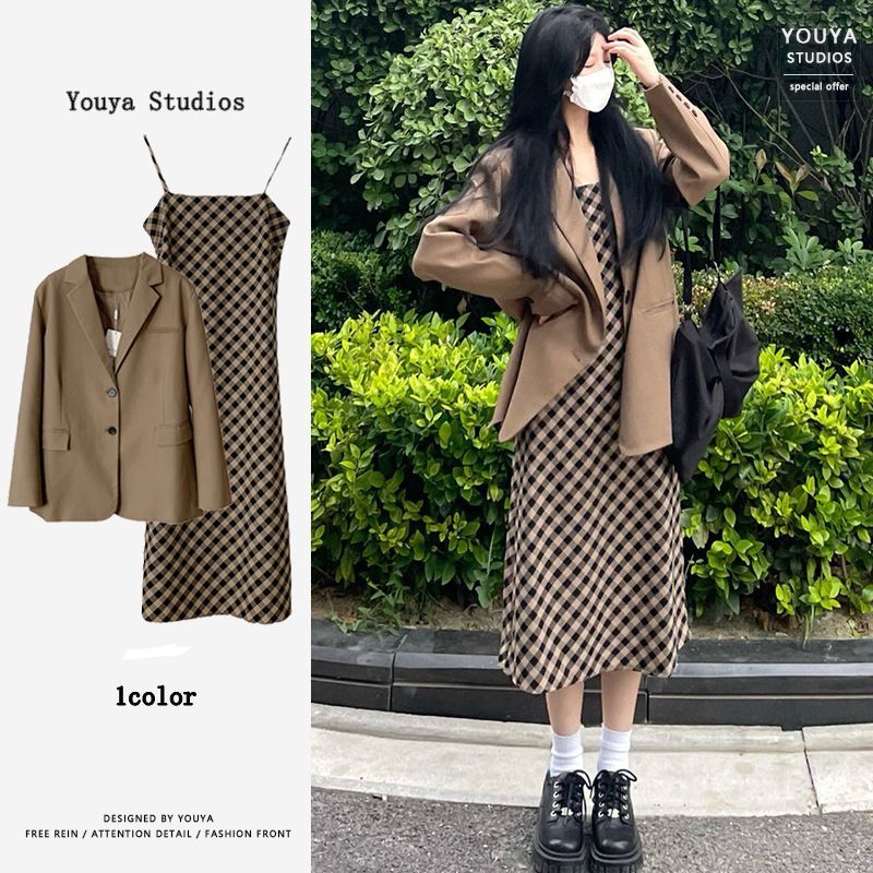 High-end plaid suspender dress, temperament, small suit jacket, loose spring and autumn Korean style casual suit for women