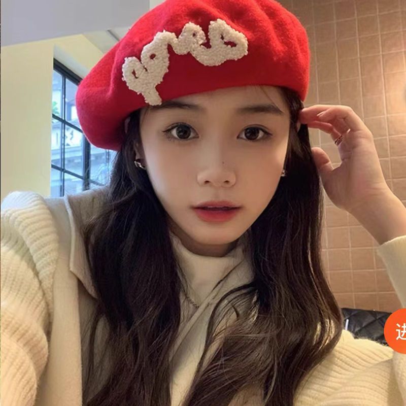 Towel embroidered French wool beret Japanese sweet and cute all-match painter hat pumpkin hat autumn and winter