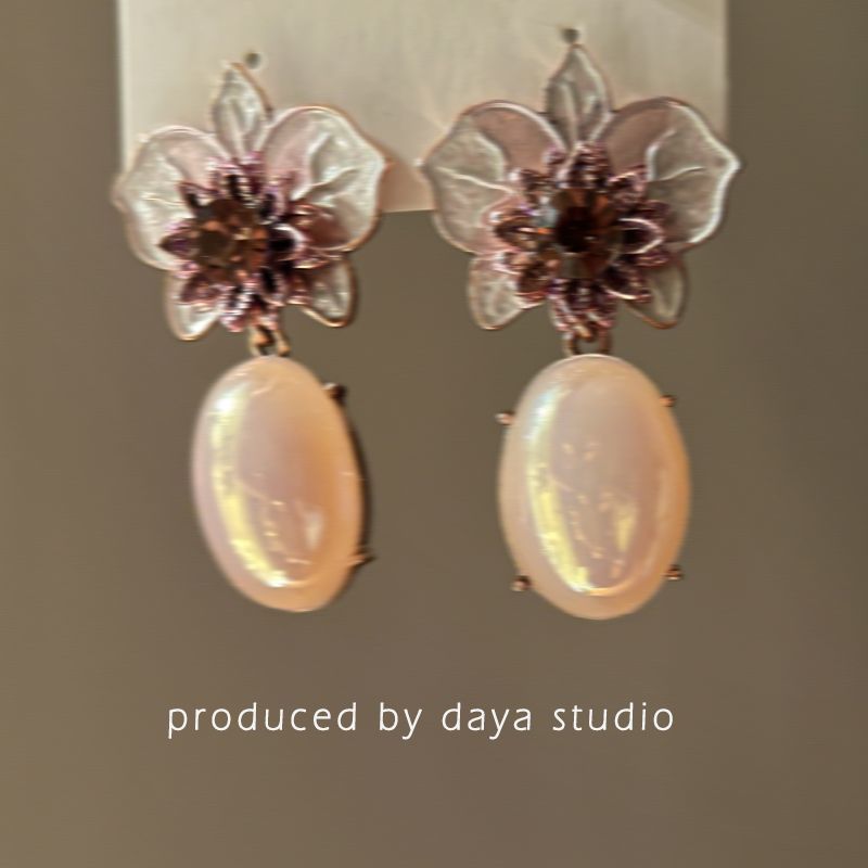 Flourishing Paris Baroque Retro French Flower Pearl Earrings Light Luxury High Sense Niche Design Fairy Temperament