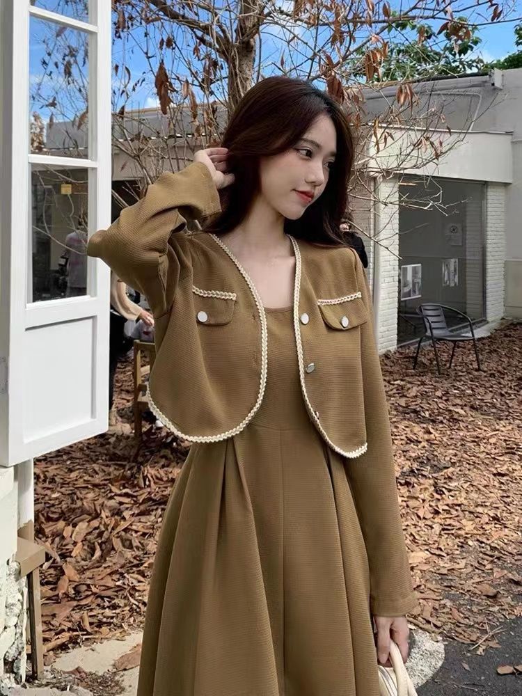 2022 new autumn Korean style sweet loose all-match small fragrant wind cardigan coat suspender dress two-piece set