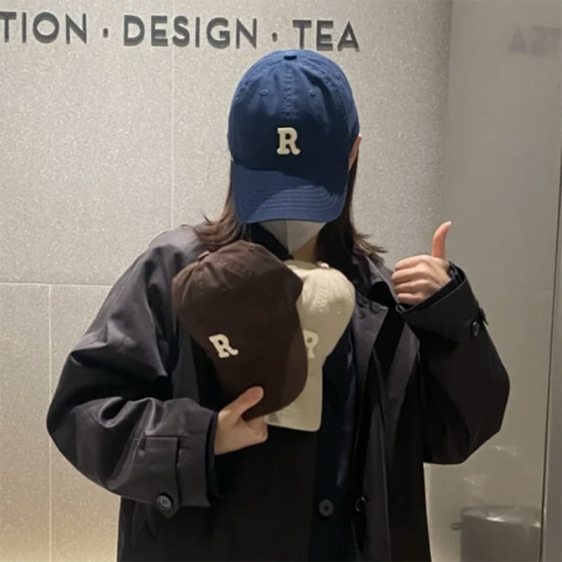Hat women's Korean version sports big head circumference baseball cap women's all-match R logo letter curved eaves show face small soft top cap