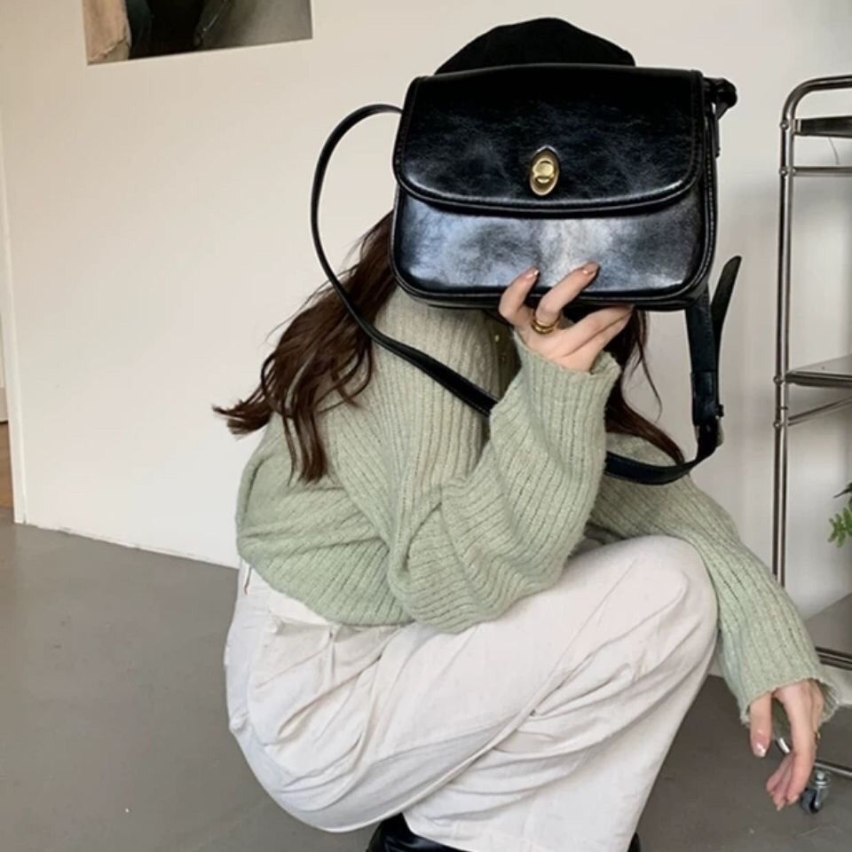 Fat fat self-made bag female 2022 new high-end sense retro Korean version wild ins niche design messenger bag trend