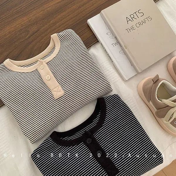 Children's spring and autumn long-sleeved tops T-shirt boys and girls Korean striped T children's pure cotton bottoming shirt baby simple sweater