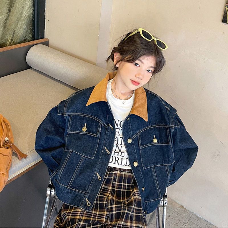 Girls' denim jacket 2022 spring and autumn new style medium and big children's Korean version loose lapel splicing children's short top trend