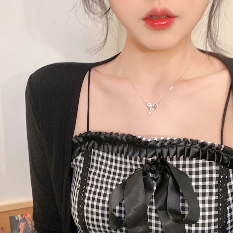 Summer bow necklace women's light luxury niche design clavicle chain net red 2022 new high-end necklace