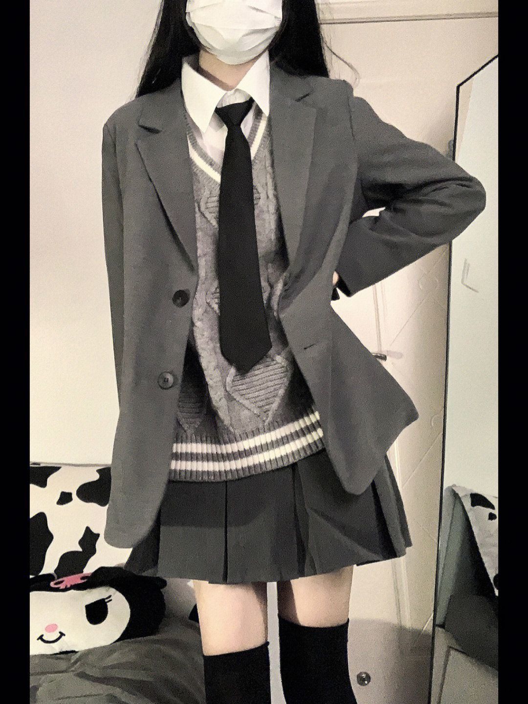Three-piece suit Japanese college style jk tie shirt + V-neck twist sweater vest vest female slim skirt
