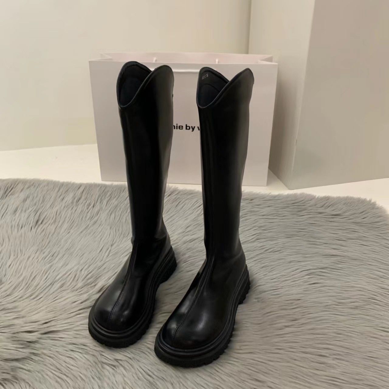 Thick-soled white small knight boots women's shoes  new spring, autumn and winter mid-tube tall boots