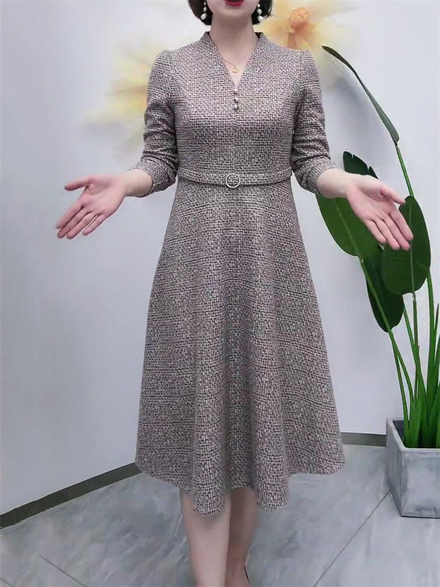 优雅气质长袖V领连衣裙2023春季新款修身显瘦中长款洋气减龄A字裙