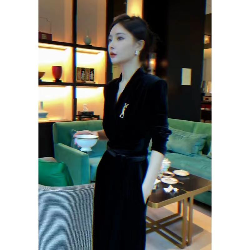 Temperament and simple jumpsuit women's  new high waist long-sleeved hanging feeling thin V-neck tie gold velvet jumpsuit