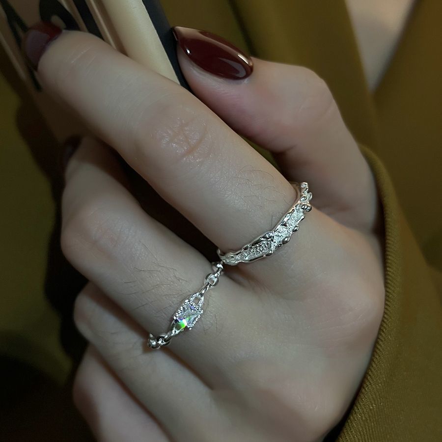 闪亮小方钻锡纹戒指女轻奢小众设计高级感简约时尚百搭开口指环