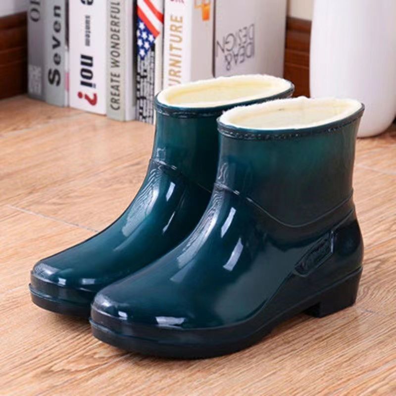 一體水鞋雨鞋女短筒雪地靴廚房防水鞋保暖防滑耐磨固定加絨棉厚底