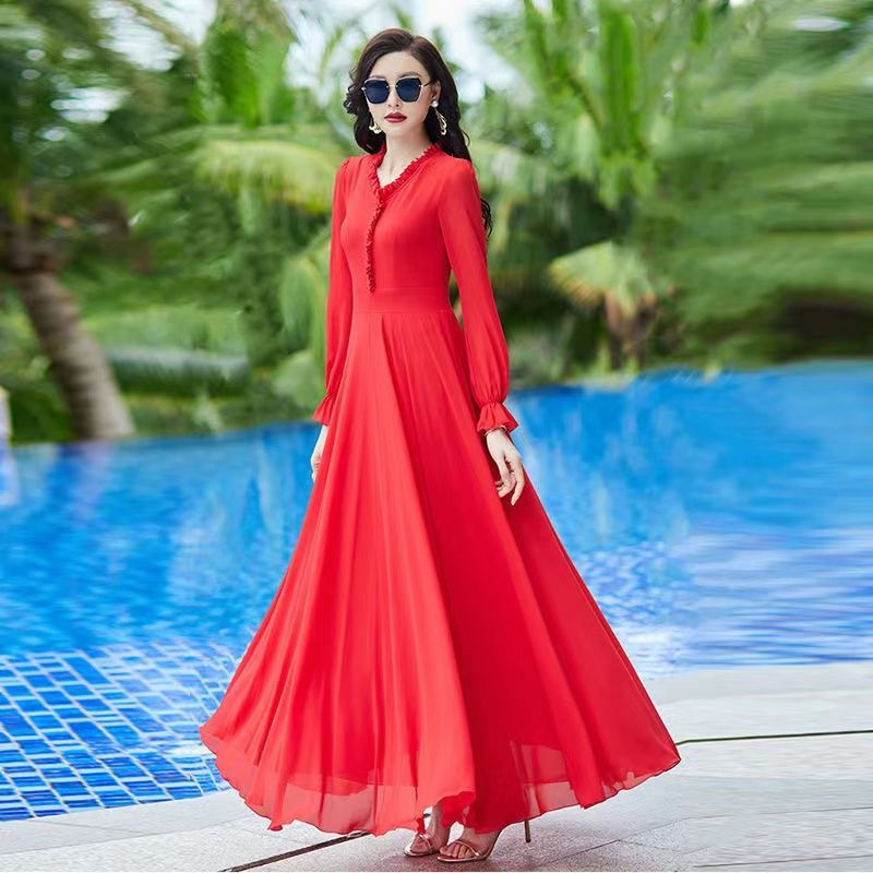 雪纺长袖连衣裙新款红色超仙显瘦气质长裙修身收腰红色沙滩裙