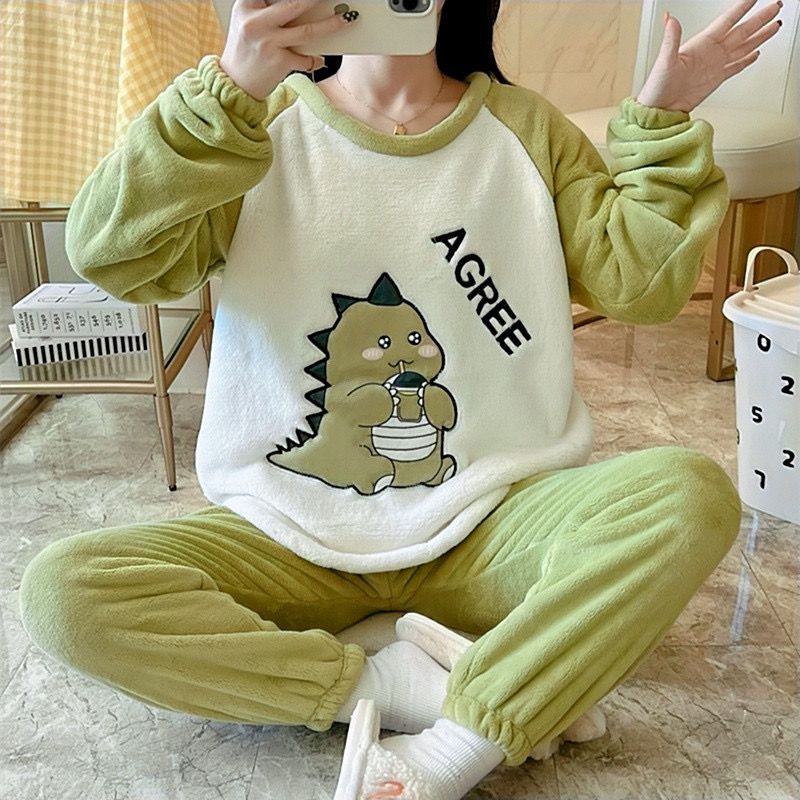 Pajamas women's autumn and winter thickened coral fleece flannel long-sleeved students Korean version cute winter new warm suit
