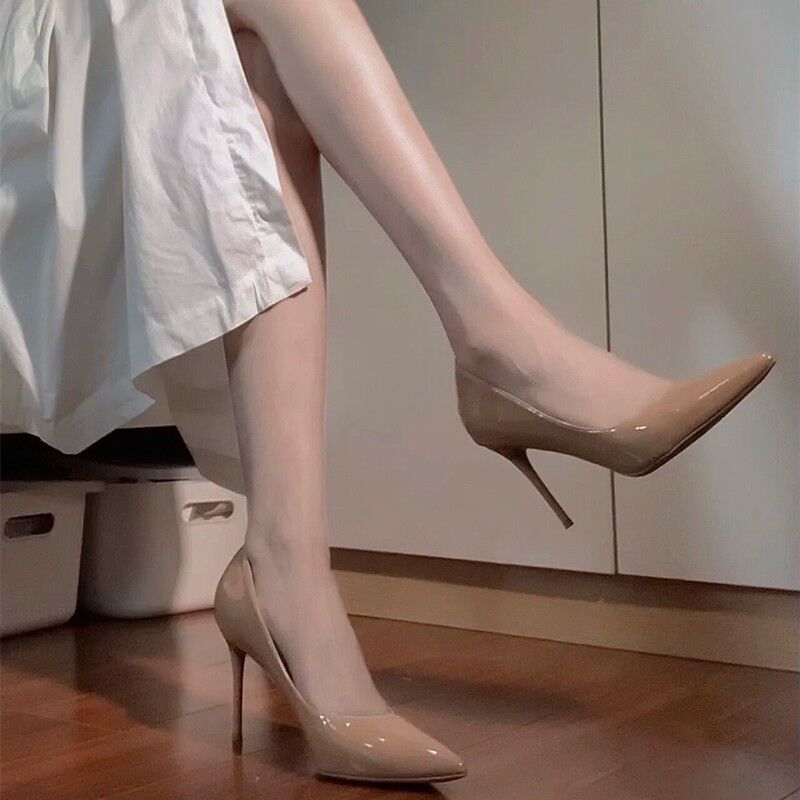 YQZTNDN nude high-heeled shoes stiletto 2023 new summer French pointed toe all-match professional temperament single shoes women