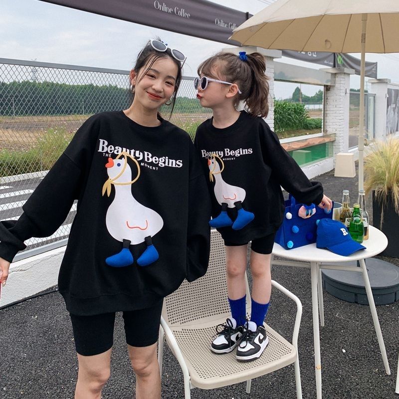 網紅親子裝一家三口春裝加絨親子衛衣新款嬰兒爬服母女母子裝卡通