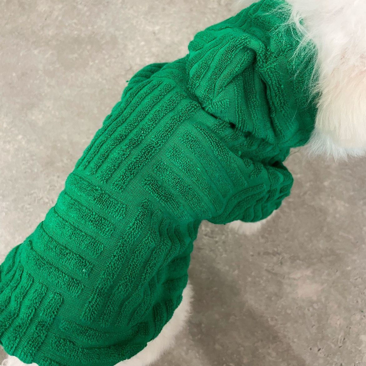 Pet dog cat clothes sweater schnauzer bichon teddy small and medium-sized dog autumn and winter keep warm and prevent hair loss