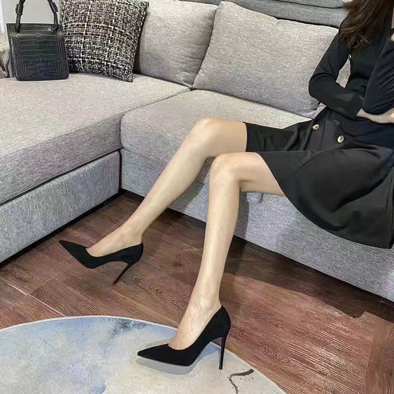鞋子女學生韓版高跟鞋女細跟黑色工作鞋女尖頭淺口春秋百搭單鞋女