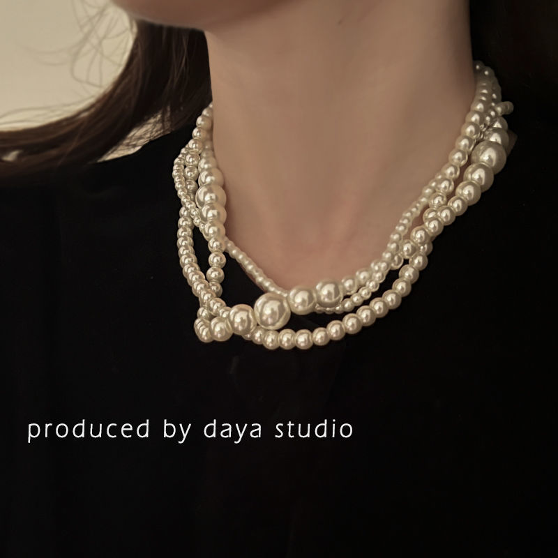 Ins French retro multi-layer pearl necklace light luxury high-end niche design temperament twist winding clavicle chain