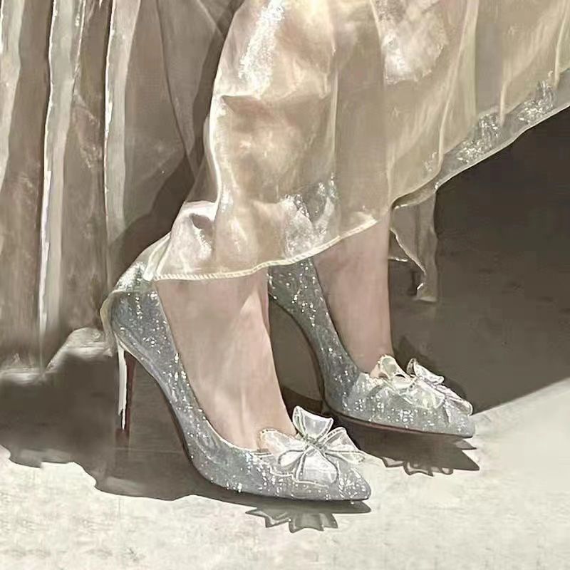 婚鞋女2022新款水晶银色蝴蝶结高跟鞋女细跟仙女风性感ins风婚纱