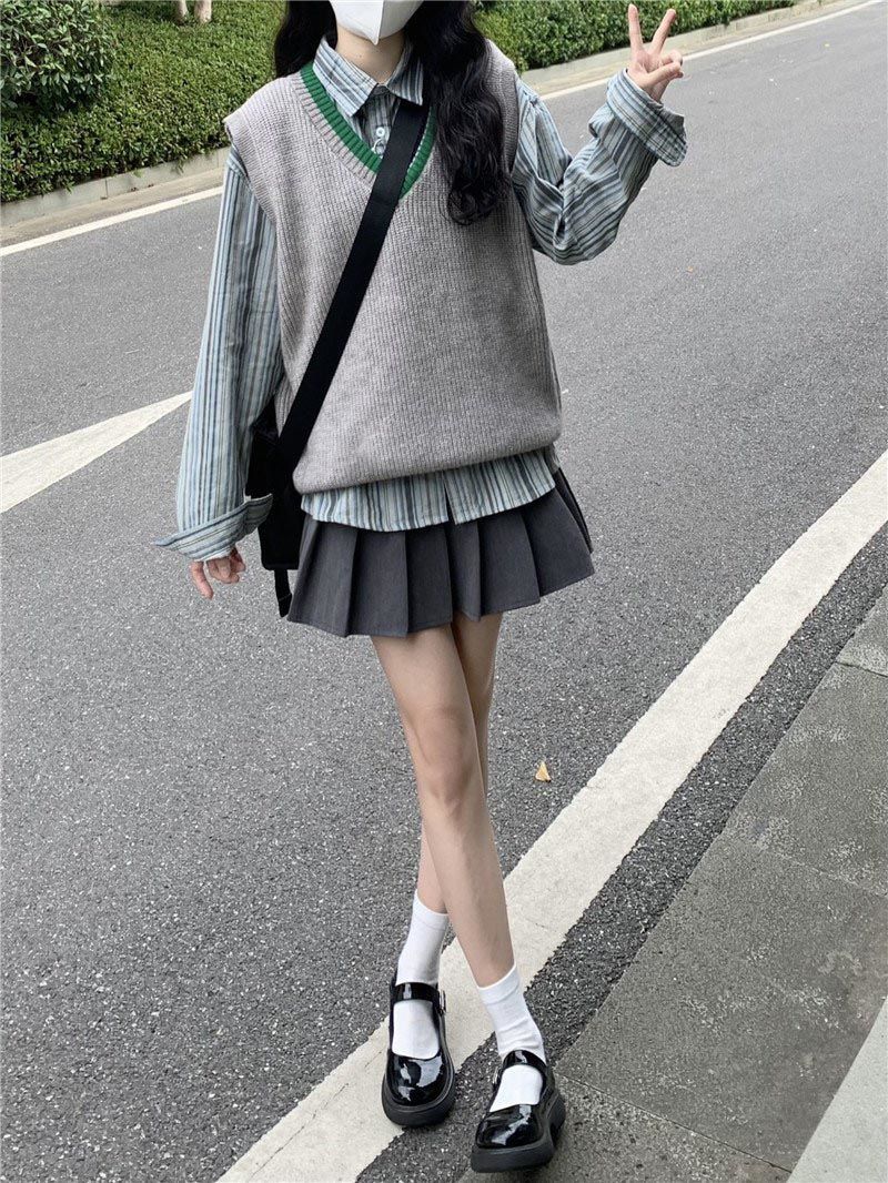 Three-piece suit autumn French Hong Kong style retro striped shirt with v-neck knitted sweater vest women's pleated skirt