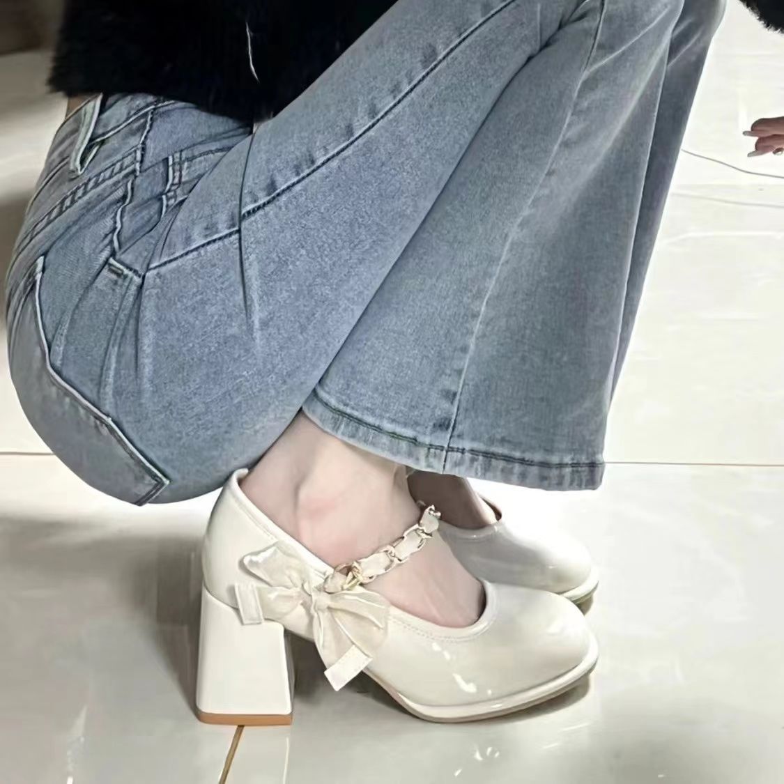 2022年春夏新款瑪麗珍單鞋女粗跟蝴蝶結漆皮淺口法式仙女風高跟鞋