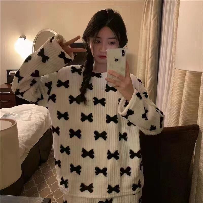 Coral fleece pajamas female autumn and winter long-sleeved ins Japanese sweet bow plus velvet thickened student home service suit