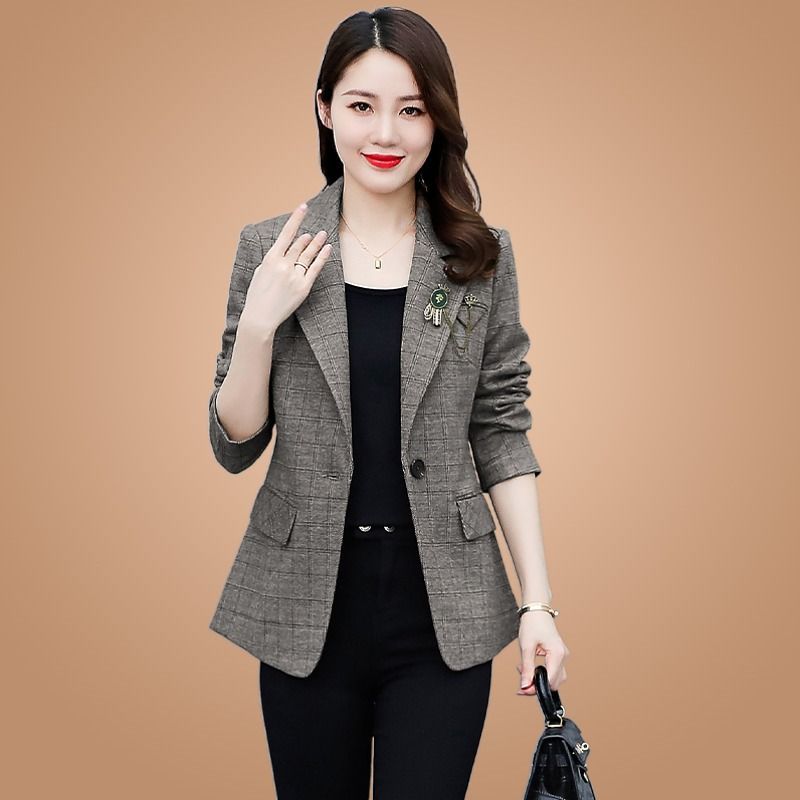 Plus size women's plaid small suit jacket spring and autumn 2023 new fashion high-end western style all-match suit for age reduction