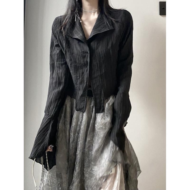FunnJ Fangji cool black wild girl design sense niche long-sleeved shirt women retro slim inner top autumn
