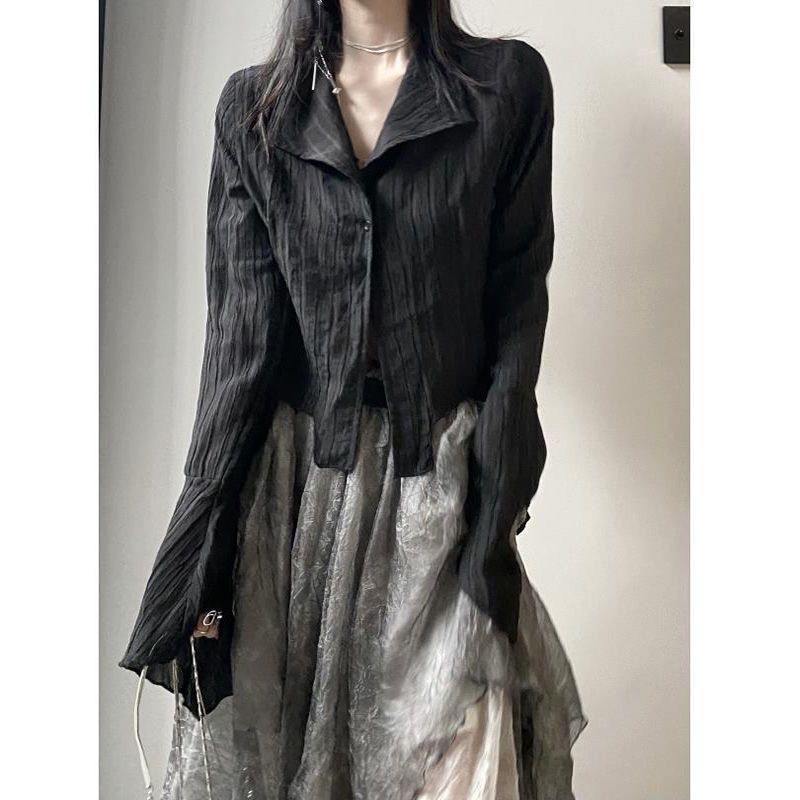 FunnJ Fangji cool black wild girl design sense niche long-sleeved shirt women retro slim inner top autumn