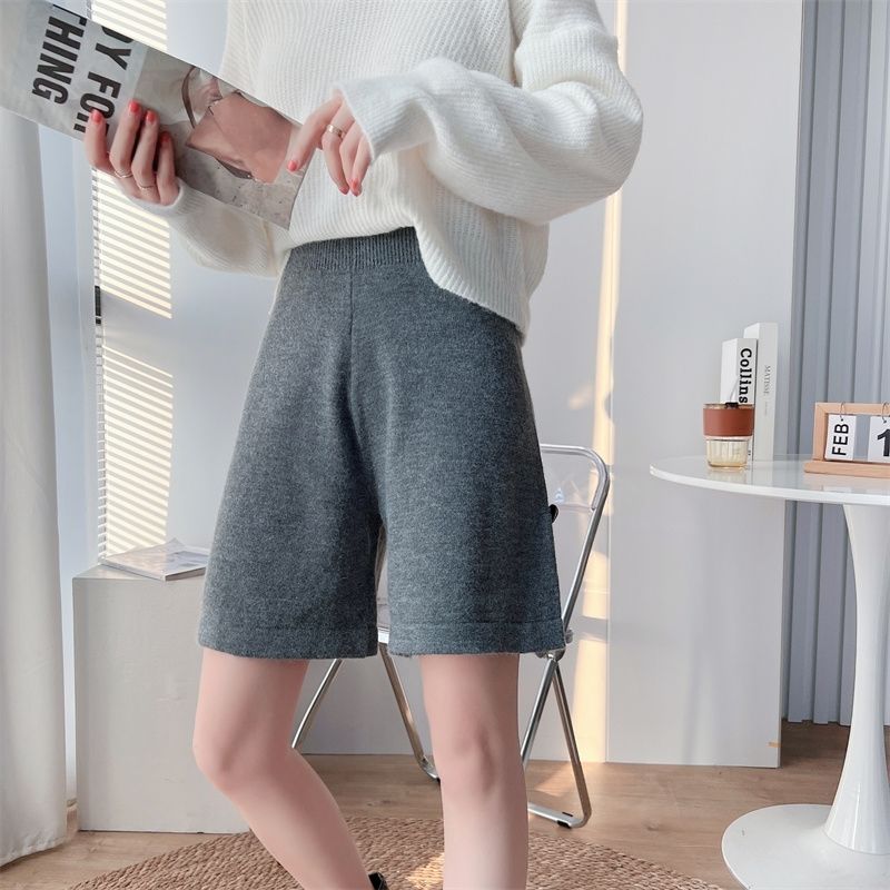 Women's high-waisted wide-leg pants 2022 autumn and winter new A-line loose casual knitted wool shorts rolled edge five-point pants tide