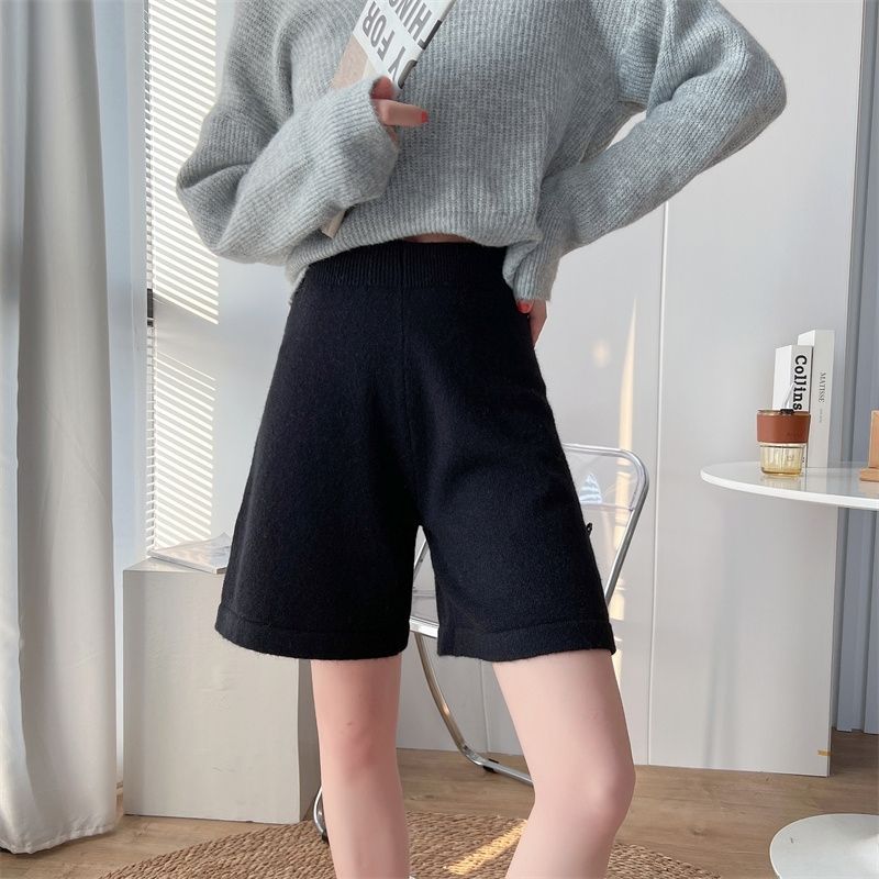 Women's high-waisted wide-leg pants 2022 autumn and winter new A-line loose casual knitted wool shorts rolled edge five-point pants tide