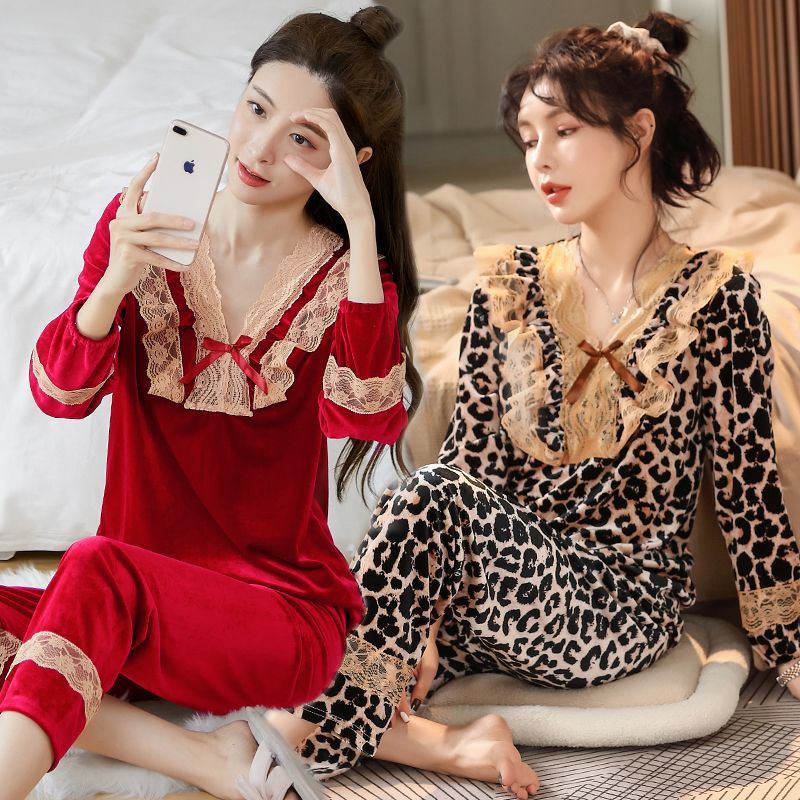 Internet celebrity with the same gold velvet pajamas women's autumn and winter Korean style long-sleeved lace suit foreign style princess style home service