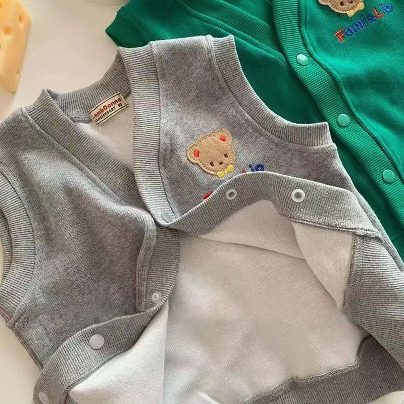 Autumn new boys and girls vest Korean bear embroidery children's baby vest vest simple cardigan top trend