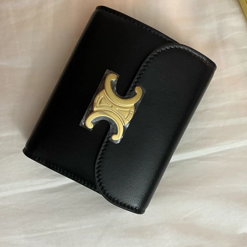 Card holder for women, small, exquisite, high-end, ultra-thin model, 2022 new popular style, ins style, multiple card slots, internet celebrity niche design
