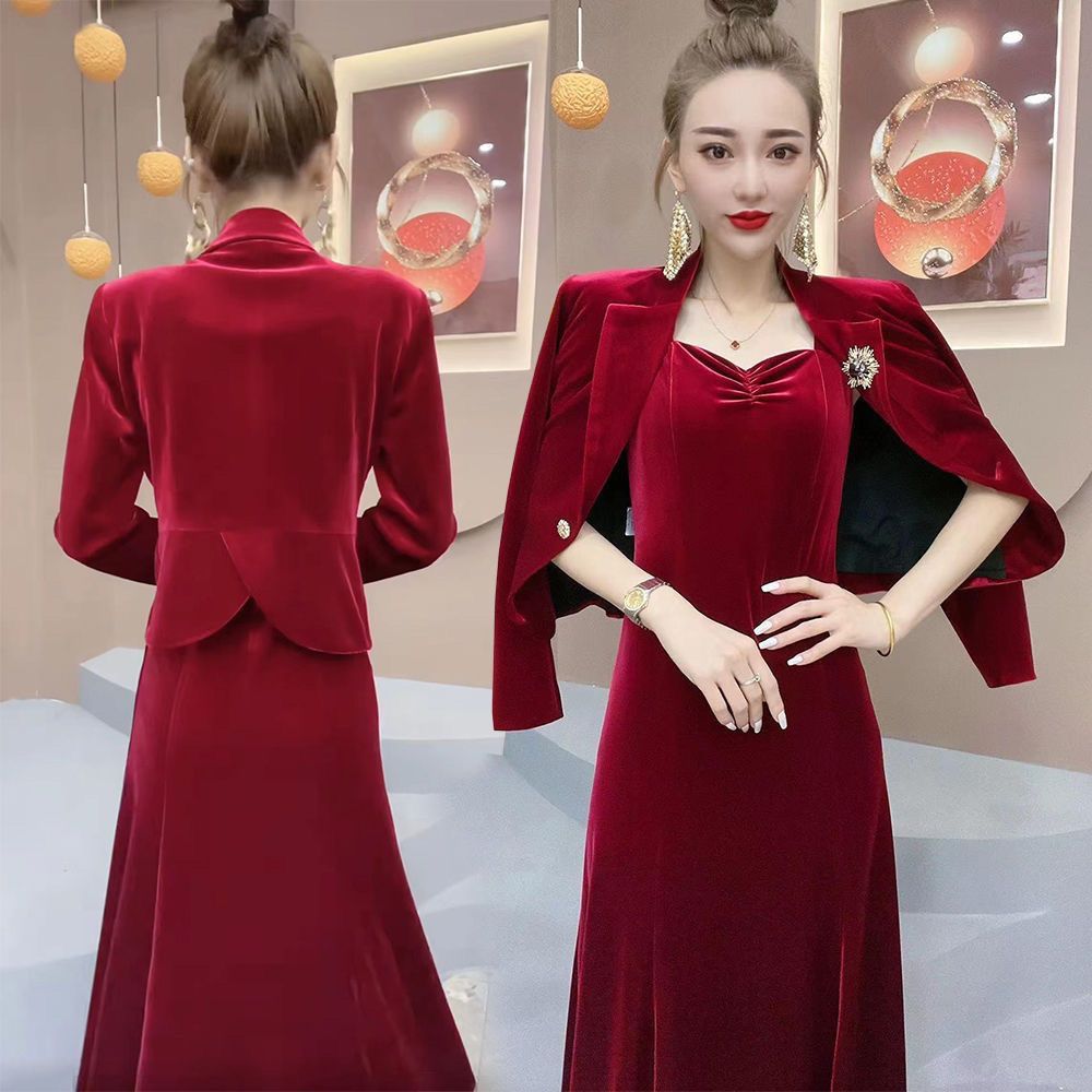 2022 autumn and winter hot style high-end suit women's two-piece velvet suit jacket suspender dress mid-length outerwear