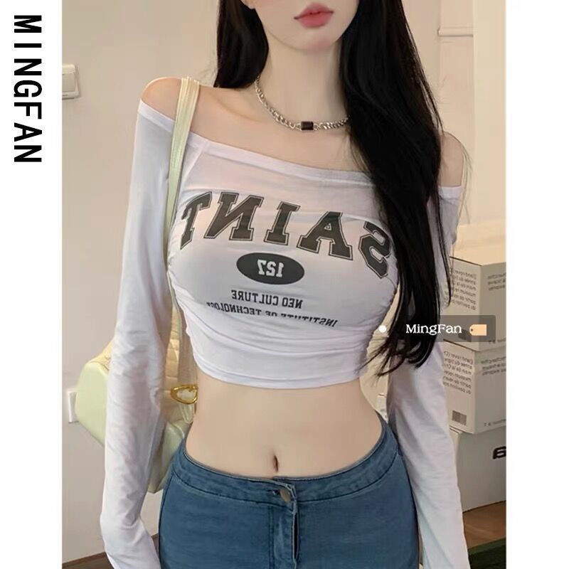 Autumn tops female hot girls pure desire wind tight short section self-cultivation waist showing figure one-shoulder sexy t-shirt winter tide