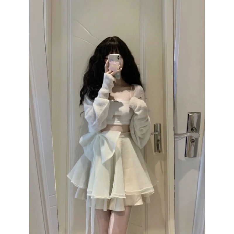 Summer gentle wear women's 2022 new Korean version loose cardigan strap bow skirt three-piece trendy