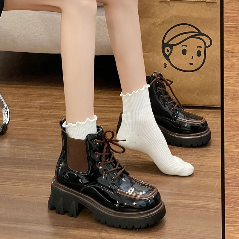 2022 new autumn and winter small short boots round toe women's boots British style single boots tide waterproof thick-soled Martin boots women