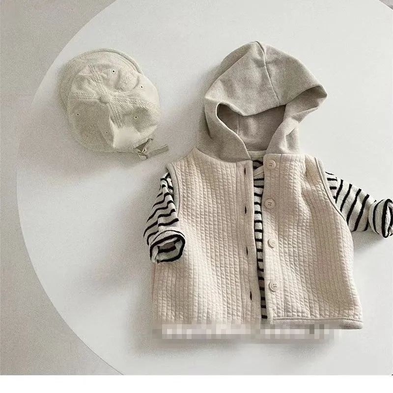 Korean version of children's clothing 2022 spring children's vest spring and autumn outerwear Hanfan baby baby hooded vest vest vest vest