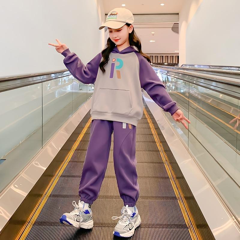 女童秋裝套裝2023新款女大童童裝兒童衛衣春秋網紅運動服秋冬加絨