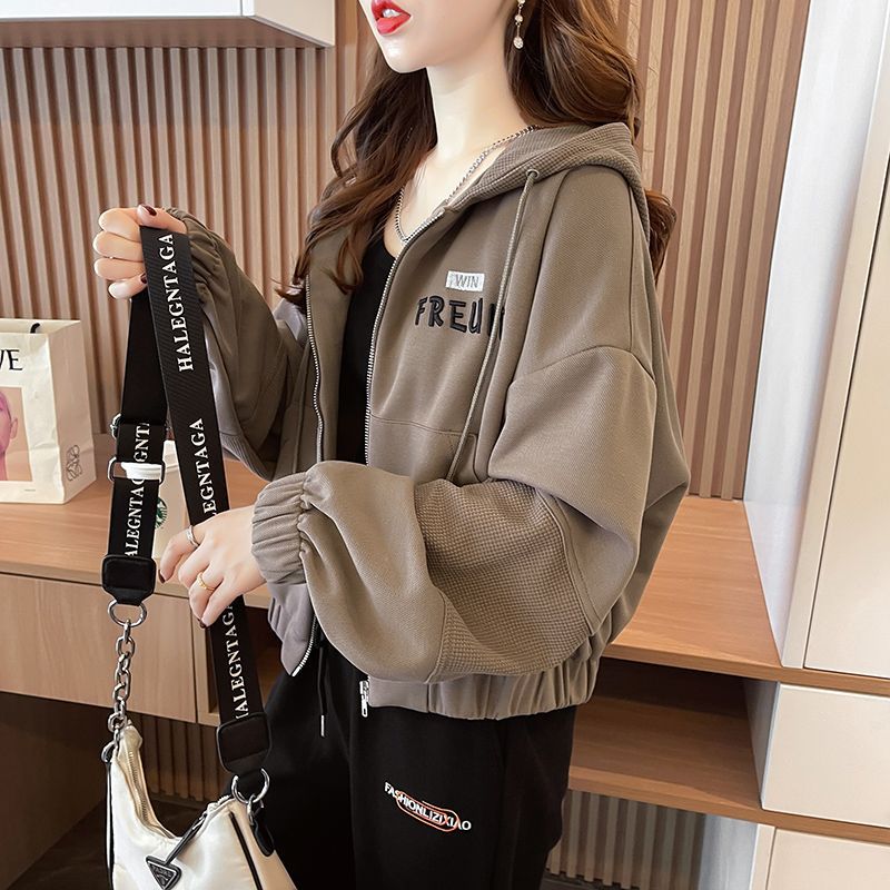 Sweater women's autumn and winter Korean version loose oversize design sense niche plus velvet thick student cardigan jacket trendy
