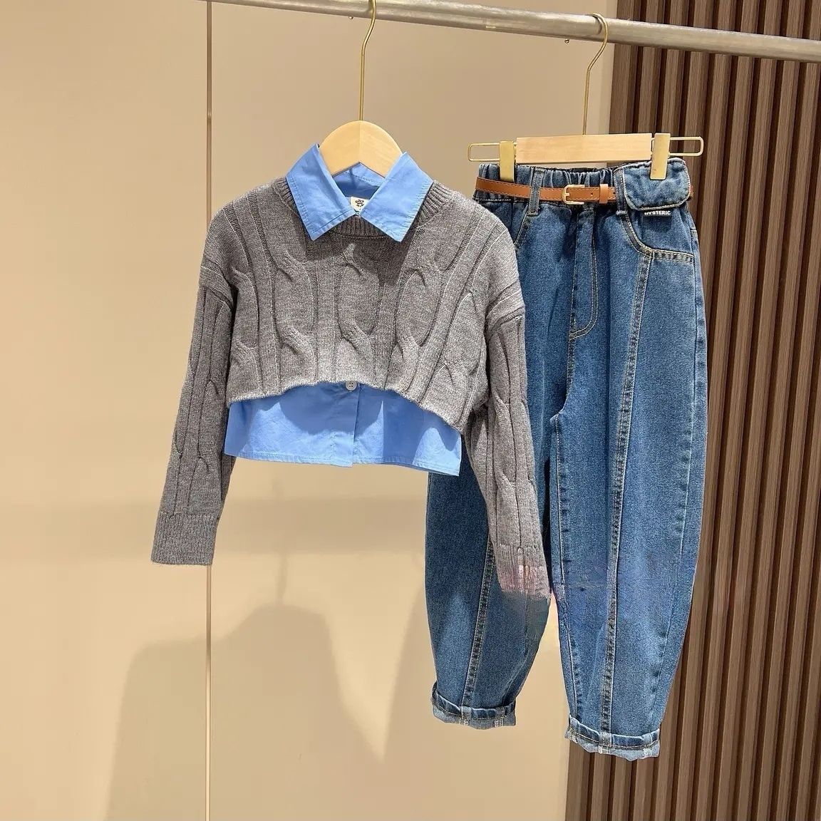 女童春季套裝2023新款運動春裝三件套中大童網紅洋氣時髦女孩衣服