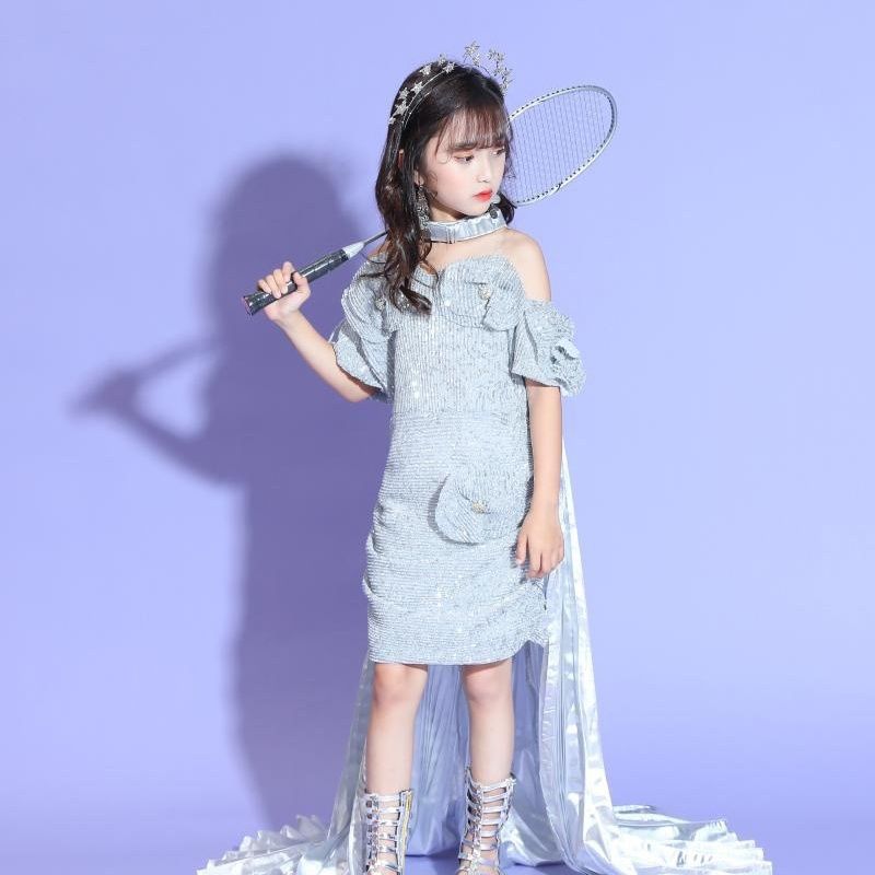 Girls Silver Sequin Camisole Dress With Cape For Performance_voghion.com