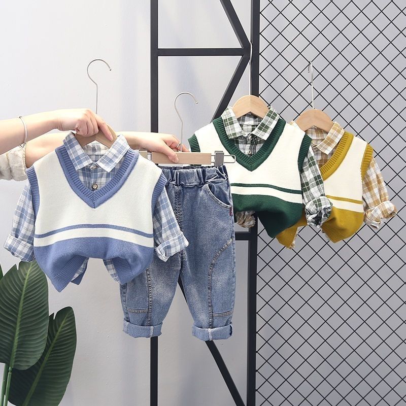 Children's clothing boys spring suit 2023 new handsome children's spring and autumn baby foreign style sweater vest three-piece set