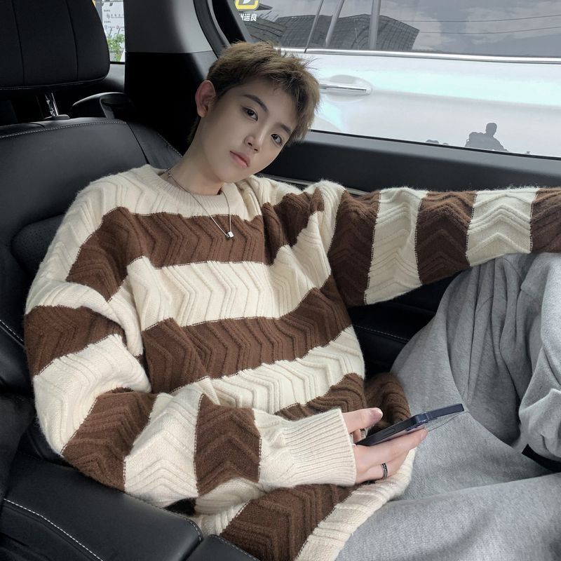 Striped round neck sweater men's autumn and winter loose oversize lazy wind high-quality soft waxy sweater jacket