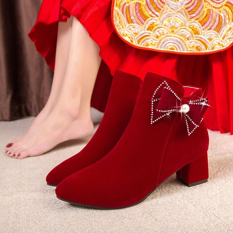 冬季婚鞋粗跟结婚高跟秀禾服新娘鞋女2023新款红色婚纱两穿不累脚