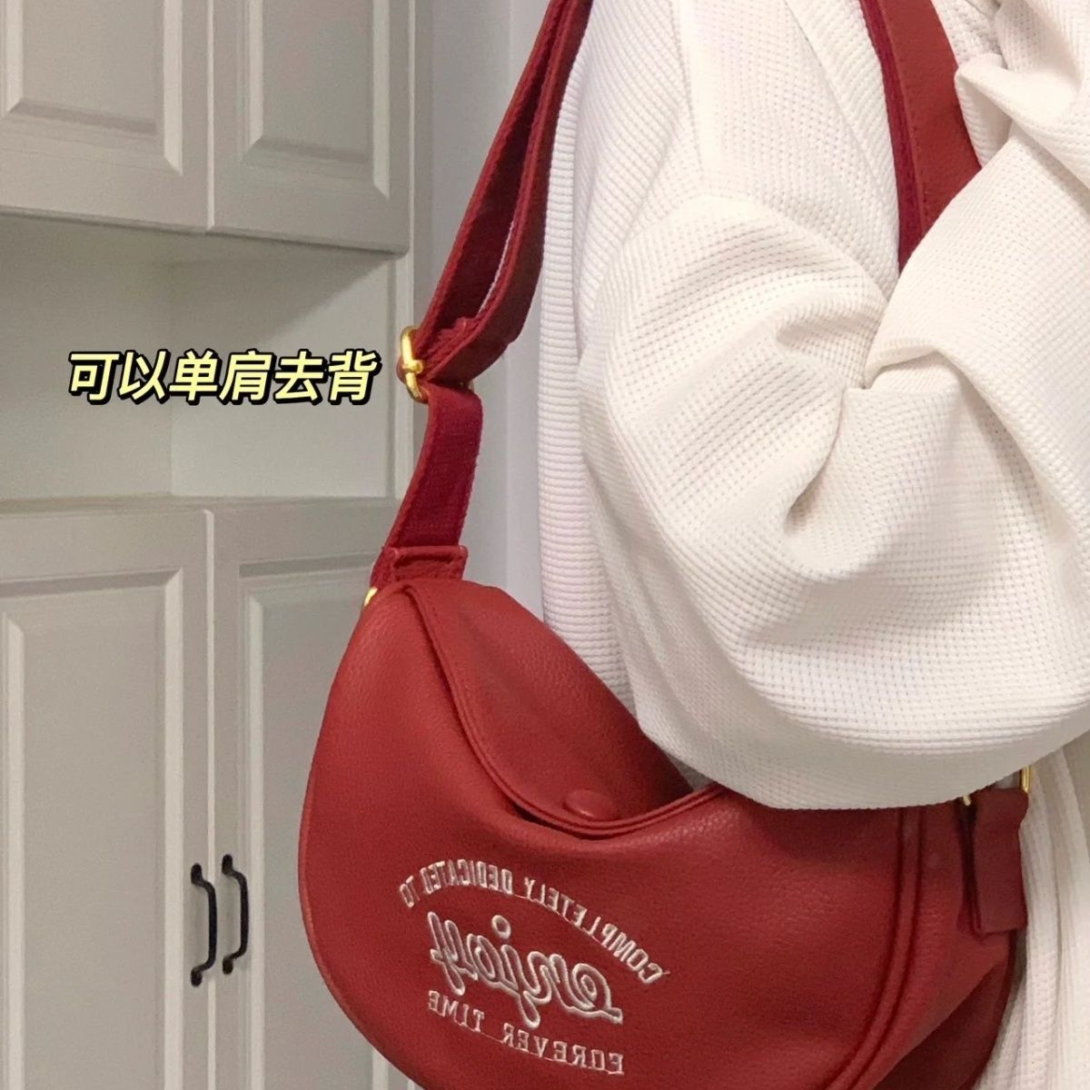 Wine Heart Puff Bag New Women's Bag Small Design High Grade Embroidery One Shoulder Crossbody Bag Red Crossbody Bag