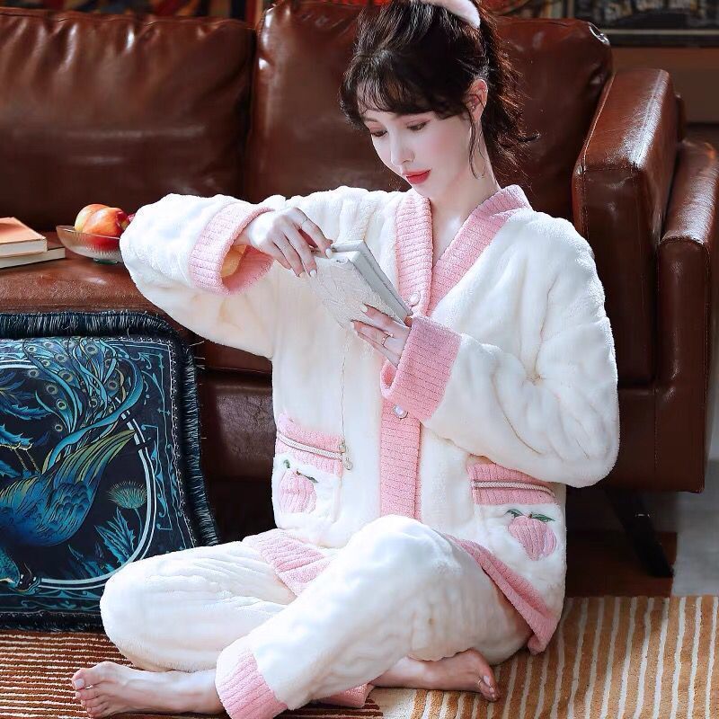 Coral fleece pajamas women's autumn and winter  new women's long-sleeved plus velvet thick cute cartoon flannel home clothes