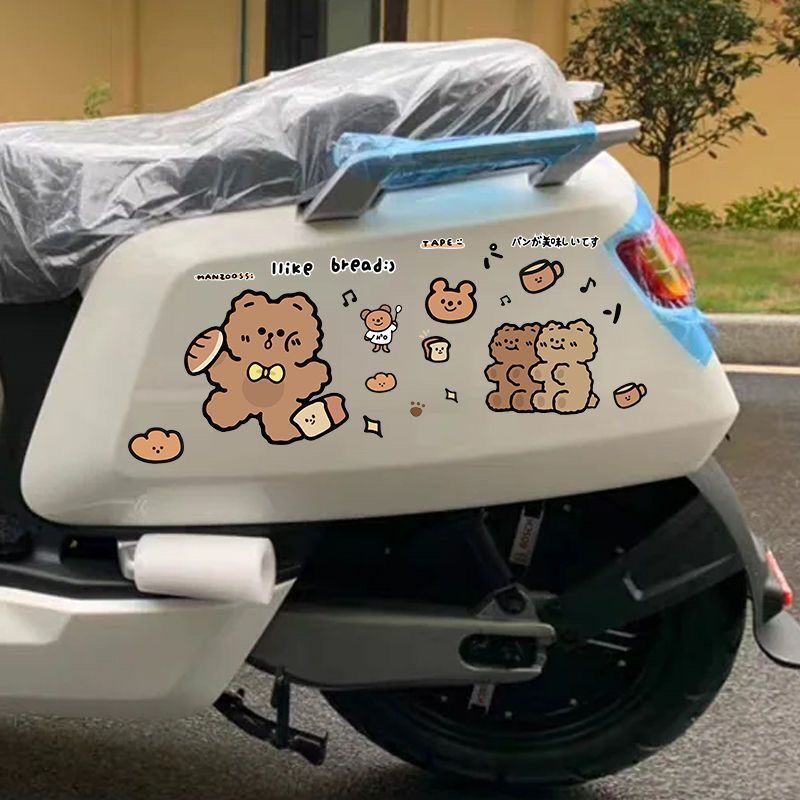 卡通可爱小熊电动车贴纸装饰摩托车头盔遮挡划痕汽车个性贴画防水