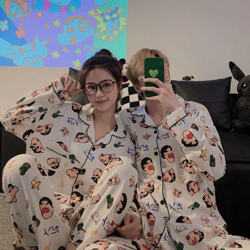 Japanese Crayon Shin-chan with the same style couple pajamas men and women spring and autumn long-sleeved cute students can wear home clothes suits